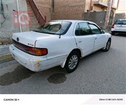 تۆیۆتا کامری